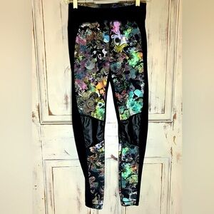 Cynthia Rowley designer leggings black vinyl watercolor floral rose athletic xs